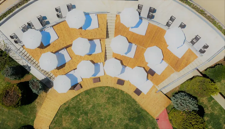Amphitheatre and terrace