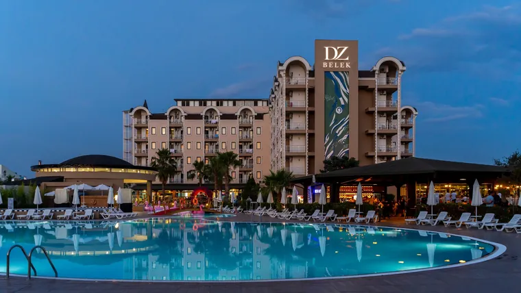 The pool in the evening