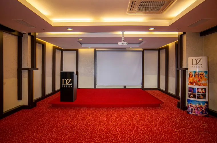 Meeting room · Stage and screen